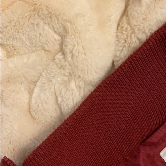 Soft winter coat *LIKE NEW* - Picture 5 of 6